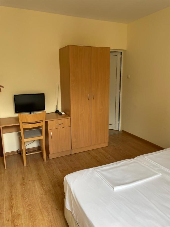Комплекс За Гости Малки Воден Hotell Malki Voden Eksteriør bilde